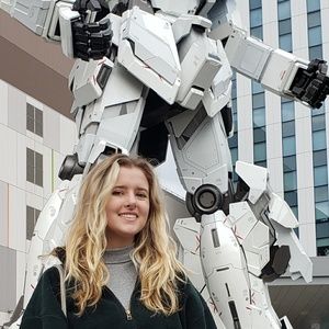 Meet your Posher, Hannah